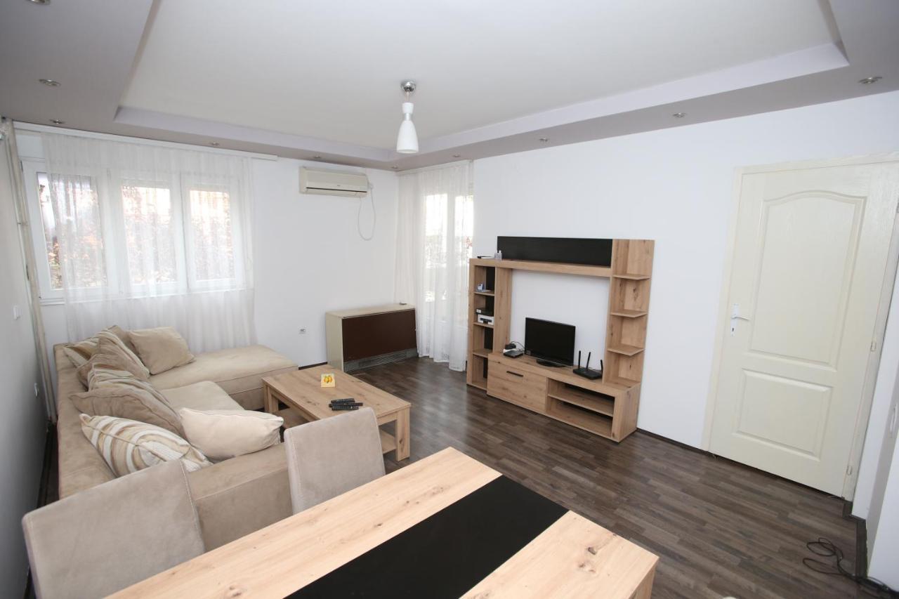 Appartamento T&A Paraćin Esterno foto